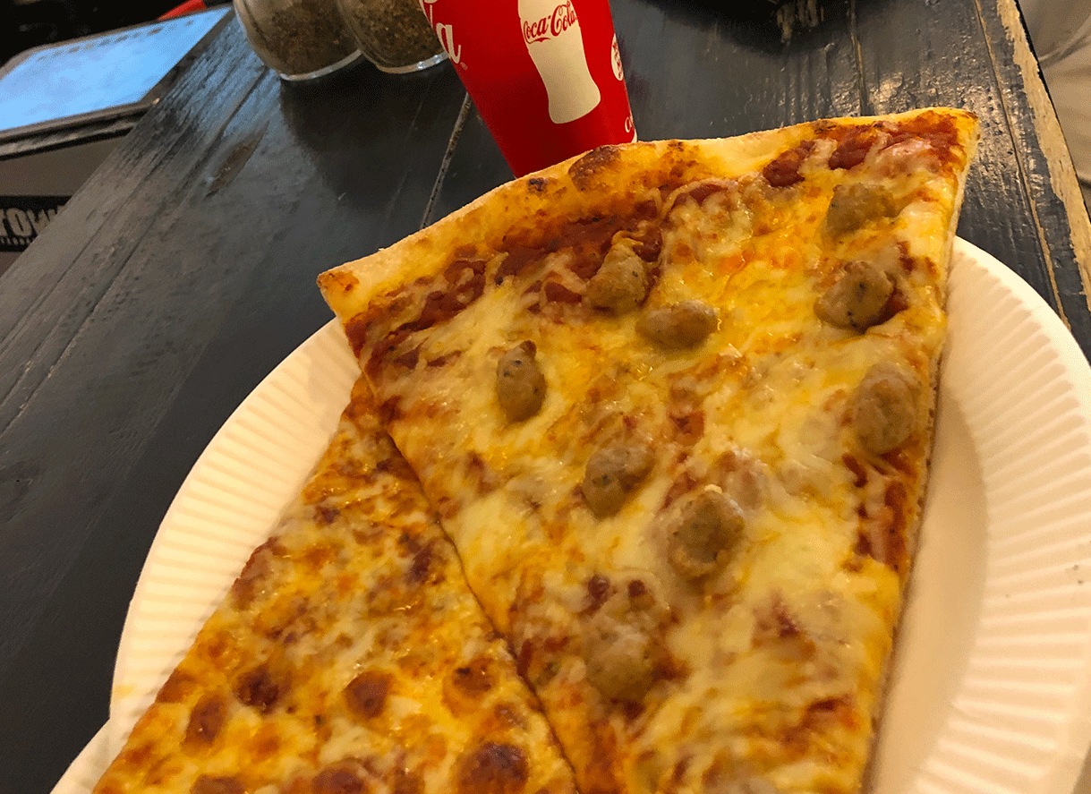 ニューヨークスタイルのピザ