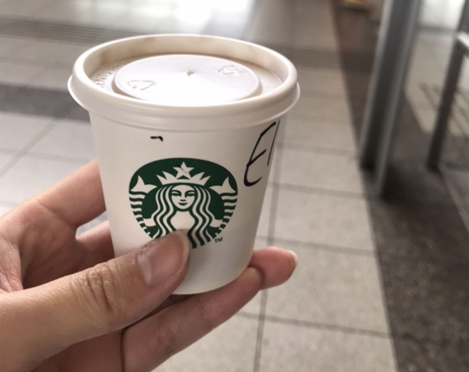 小さいコーヒー